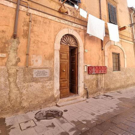 Appartamento Onda Blu - Bilocale Con Aria Condizionata A Due Passi Dal Castello E Dal Torrione E Rivellino Piombino Esterno foto